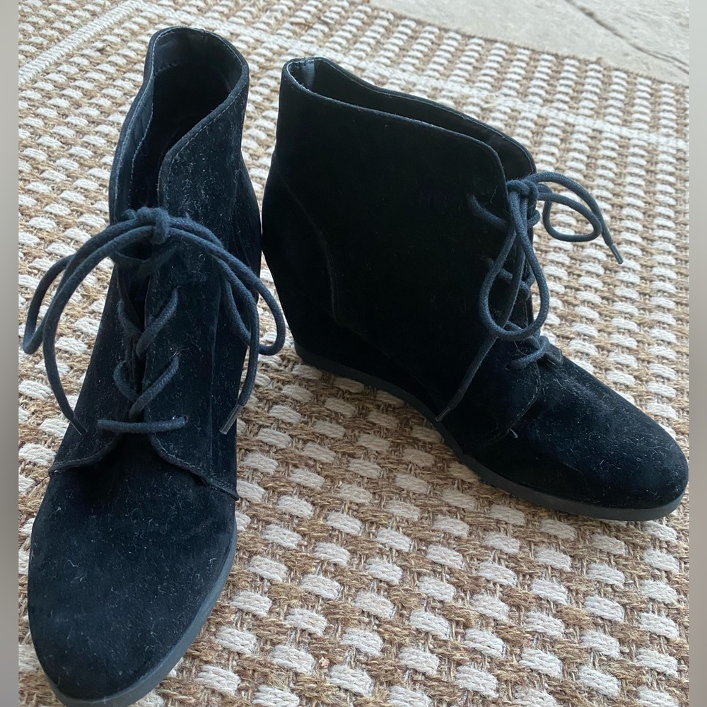 Madden Girl Wedge bootie